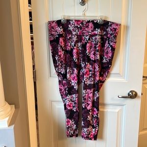 Lane Bryant “Livi” athletic 7/8 ankle legging